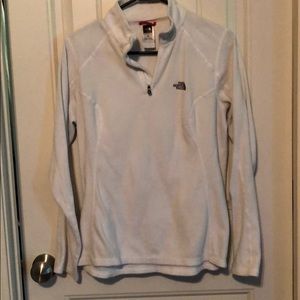 North face thin pullover
